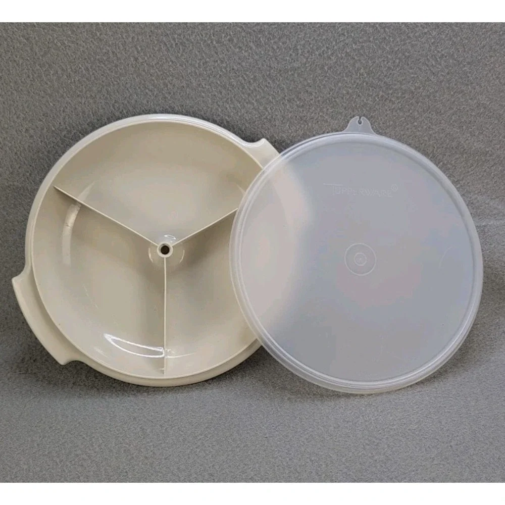 Vintage Tupperware 608-13 Divided Snack Relish Serving Tray with‎ Lid White